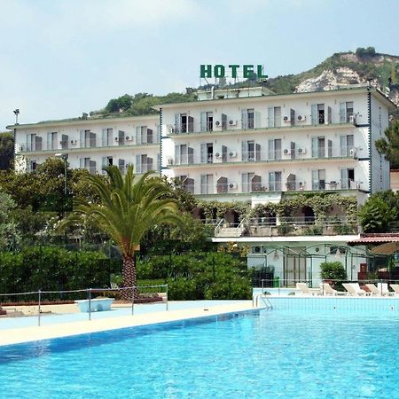 Tennis Hotel ポッツオーリ エクステリア 写真