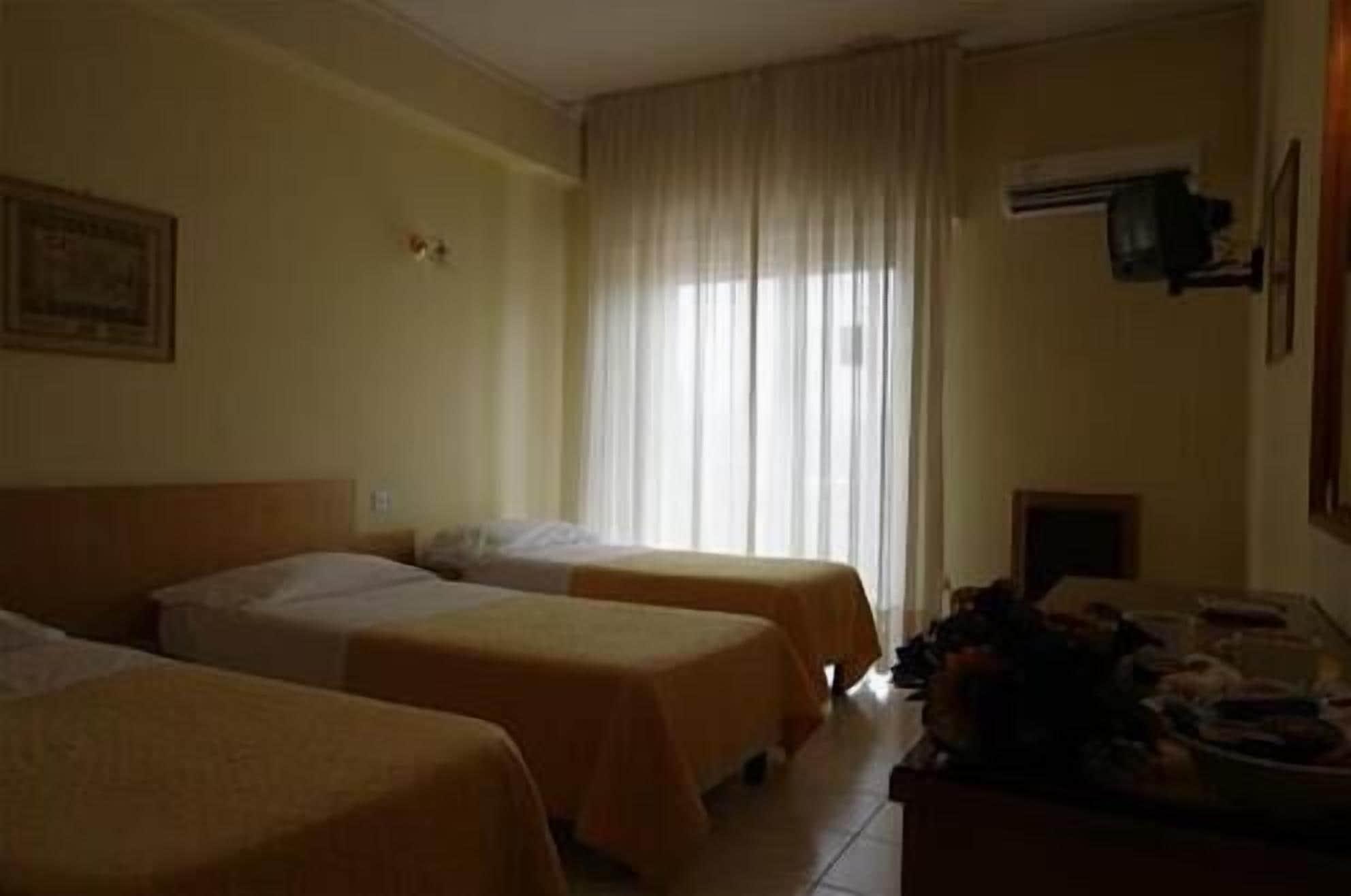 Tennis Hotel ポッツオーリ エクステリア 写真